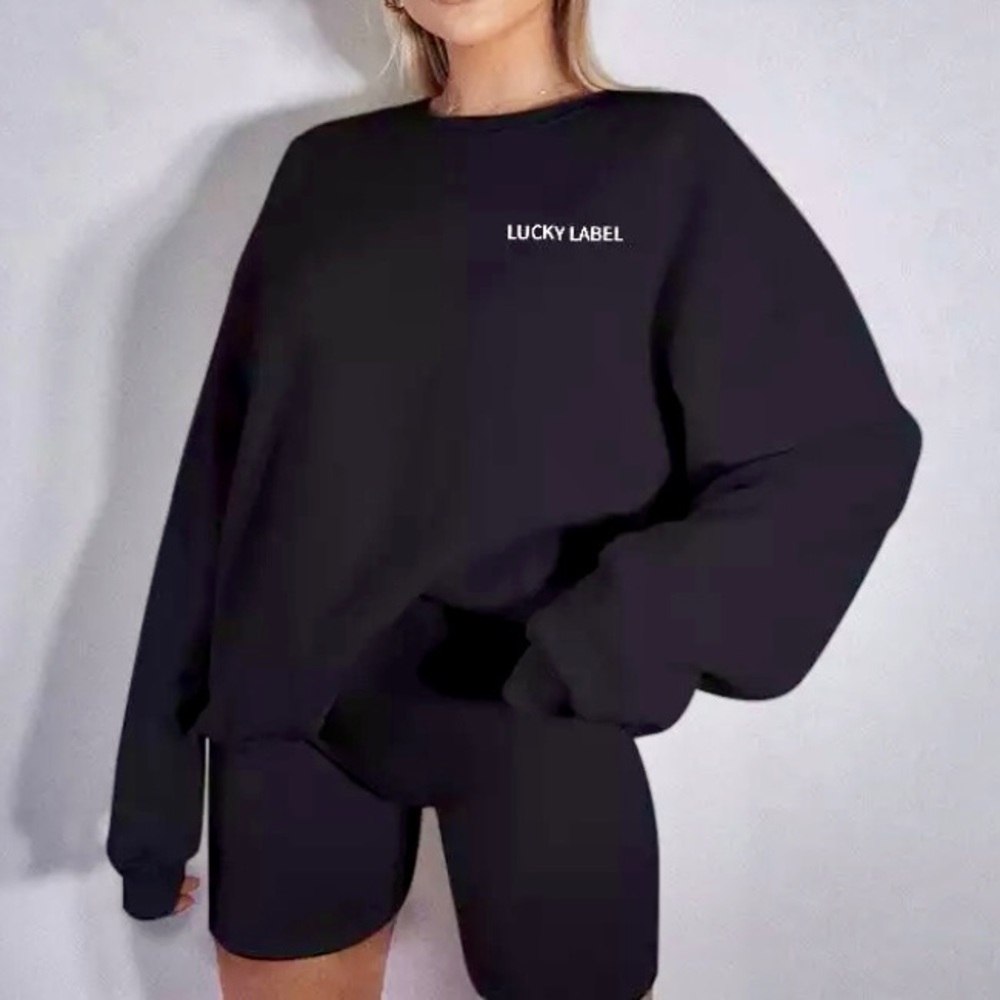 COPY - Oversized sweatshirt and biker shorts set